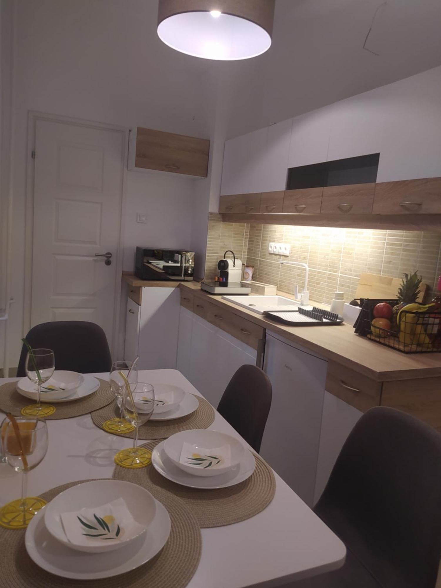Lady Mabel'S Apartment Near To Arena, Puskas Stadion And City Park, With Guarded Parking Place Budapesta Exterior foto